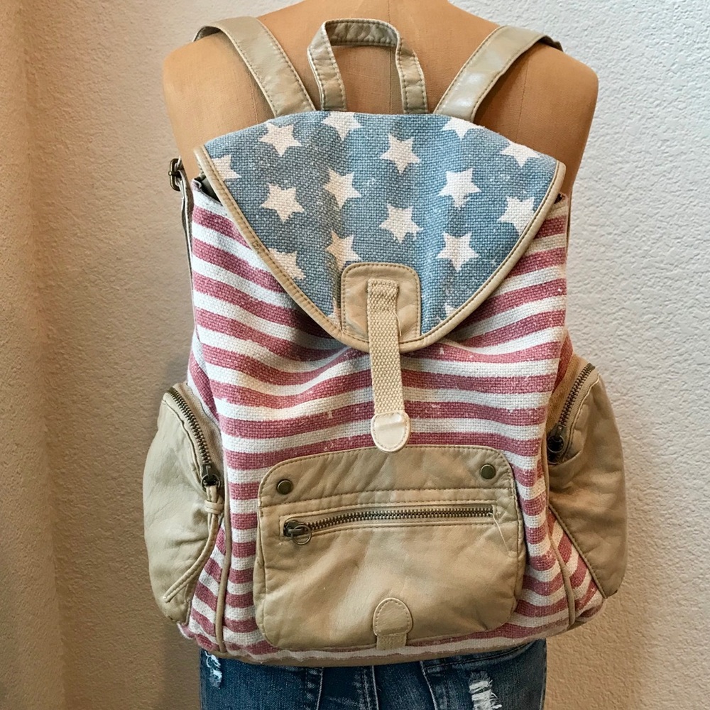 🇺🇸⭐️STARS AND STRIPES BACKPACK⭐️🇺🇸